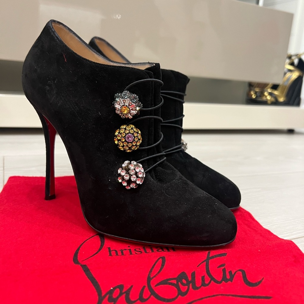Christian Louboutin Black Suede Women's Heels✨ Fashion✨